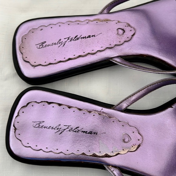 Beverly Feldman~Metallic Lavender Starfish Sandals - Picture 4 of 13